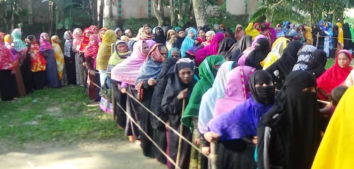 বাগেরহাটে শান্তিপূর্ণভাবে ভোটগ্রহণ চলছে