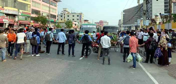 বসুন্ধরায় বাসের চাপায় প্রাণ গেল বিশ্ববিদ্যালয় শিক্ষার্থীর
