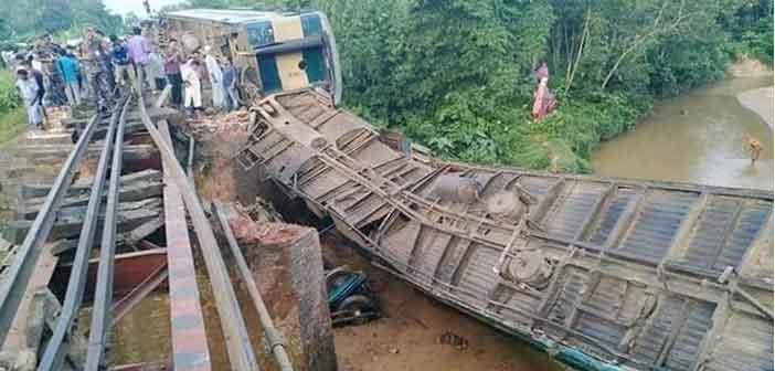সিলেটের সঙ্গে সারাদেশের যোগাযোগ বিচ্ছিন্ন